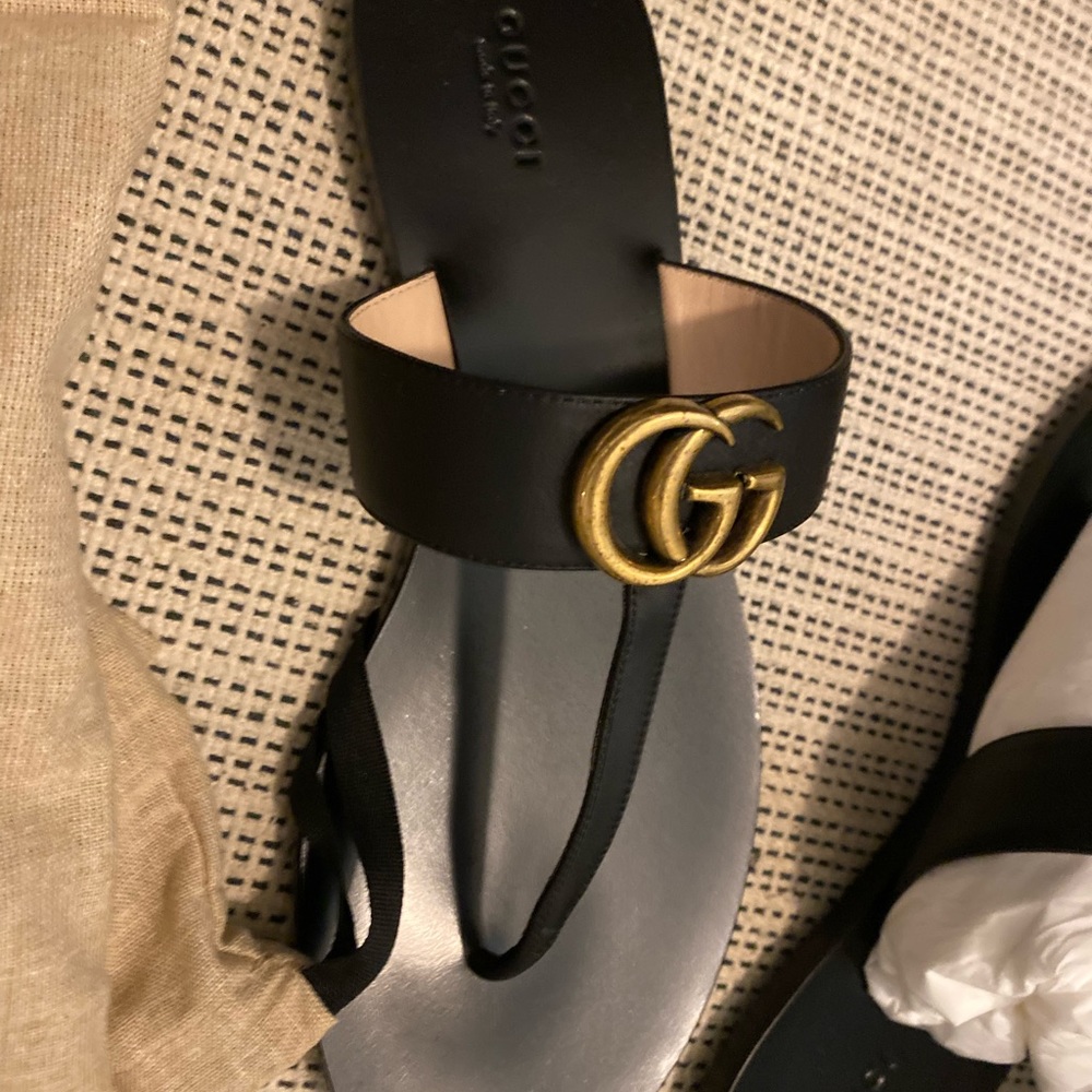 Gucci T-strap sandals